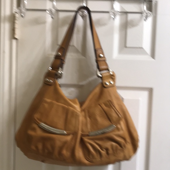 B Makowsky leather hobo with silver tone hardware - Picture 2 of 9
